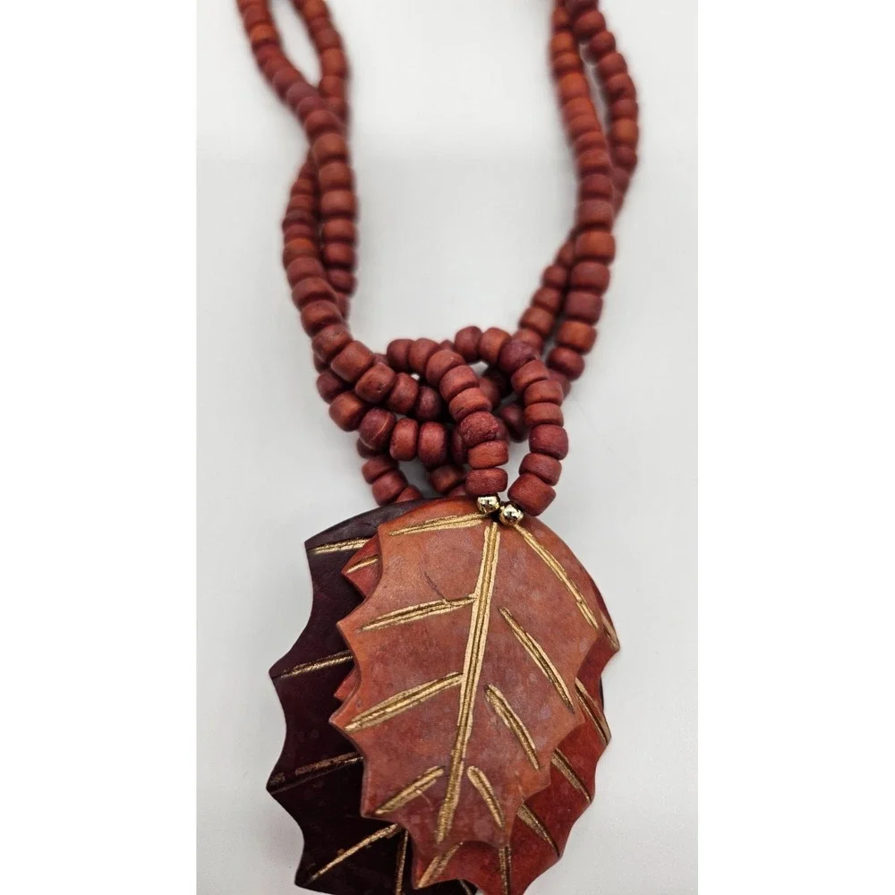 The Unbranded Brand handcrafted wooden